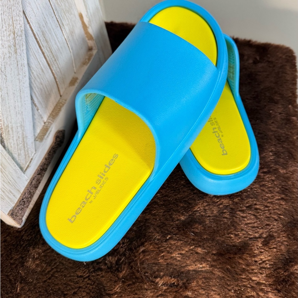 J SLIDES, SQUISH Turquoise/Yellow EVA Size 8 and‎ 10 New in box